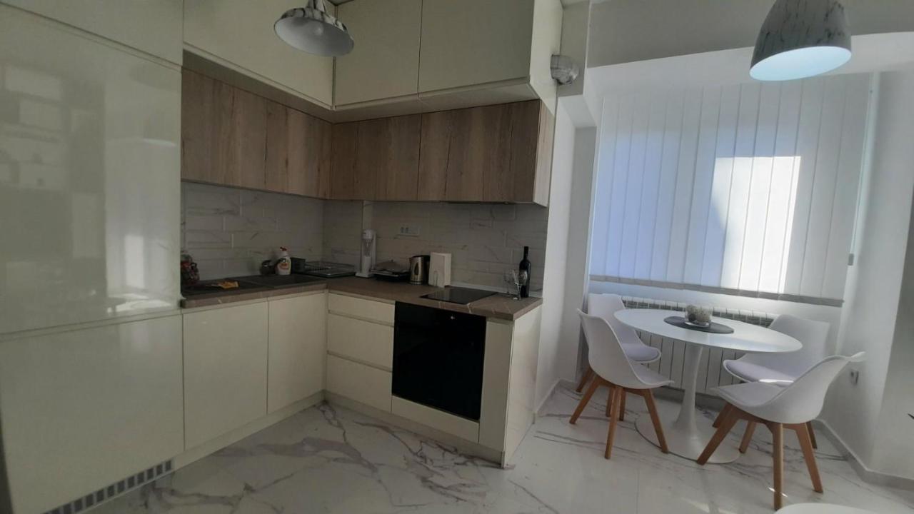 Luxury Apartment Iva Skopje Luaran gambar