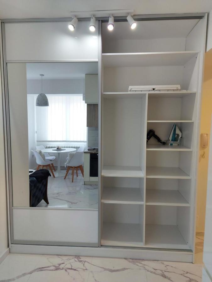 Luxury Apartment Iva Skopje Luaran gambar
