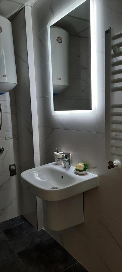 Luxury Apartment Iva Skopje Luaran gambar
